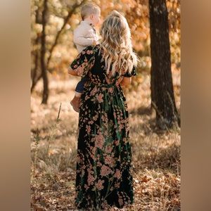 GORGEOUS emerald and floral velvet Dress
